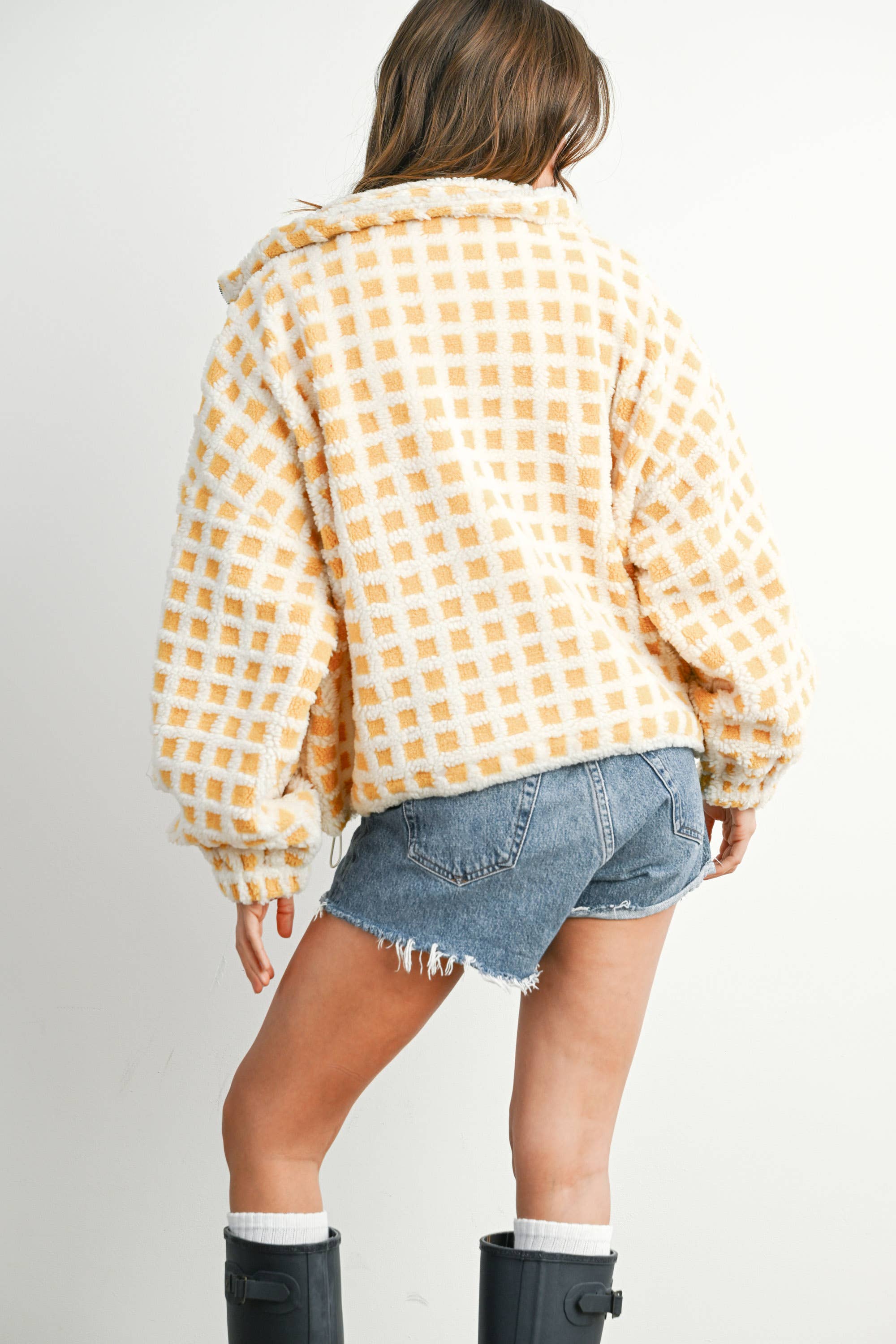 Coastal Checker Teddy  Jacket:: IVORY MULTI