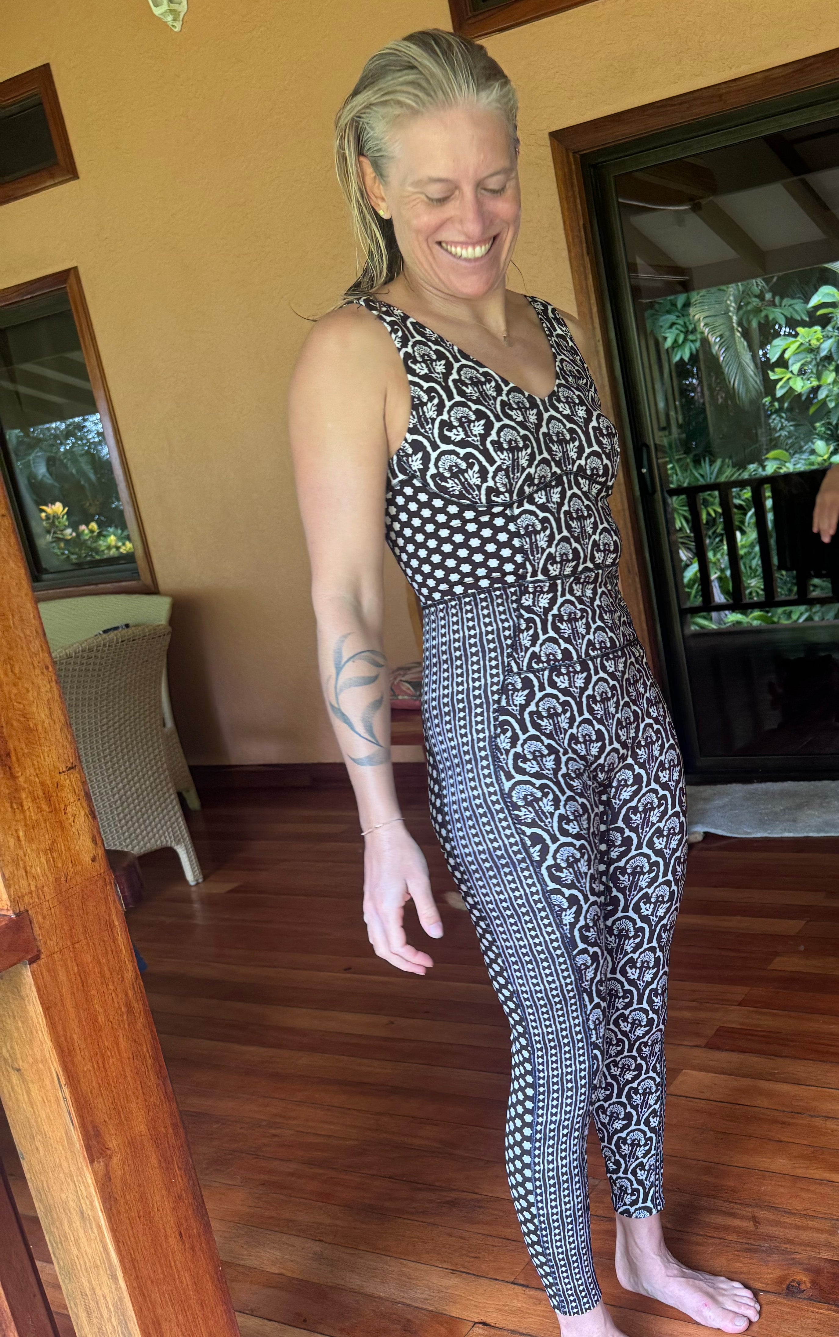 Niki Roxx Costa Rica Long Jane